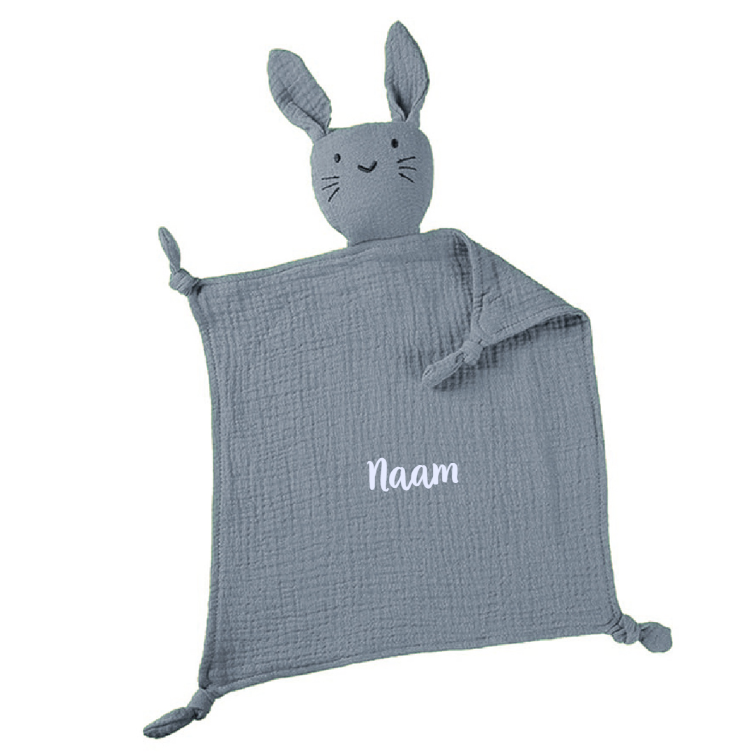 Knuffeldoekje baby met konijntje gepersonaliseerd geborduurd met naam