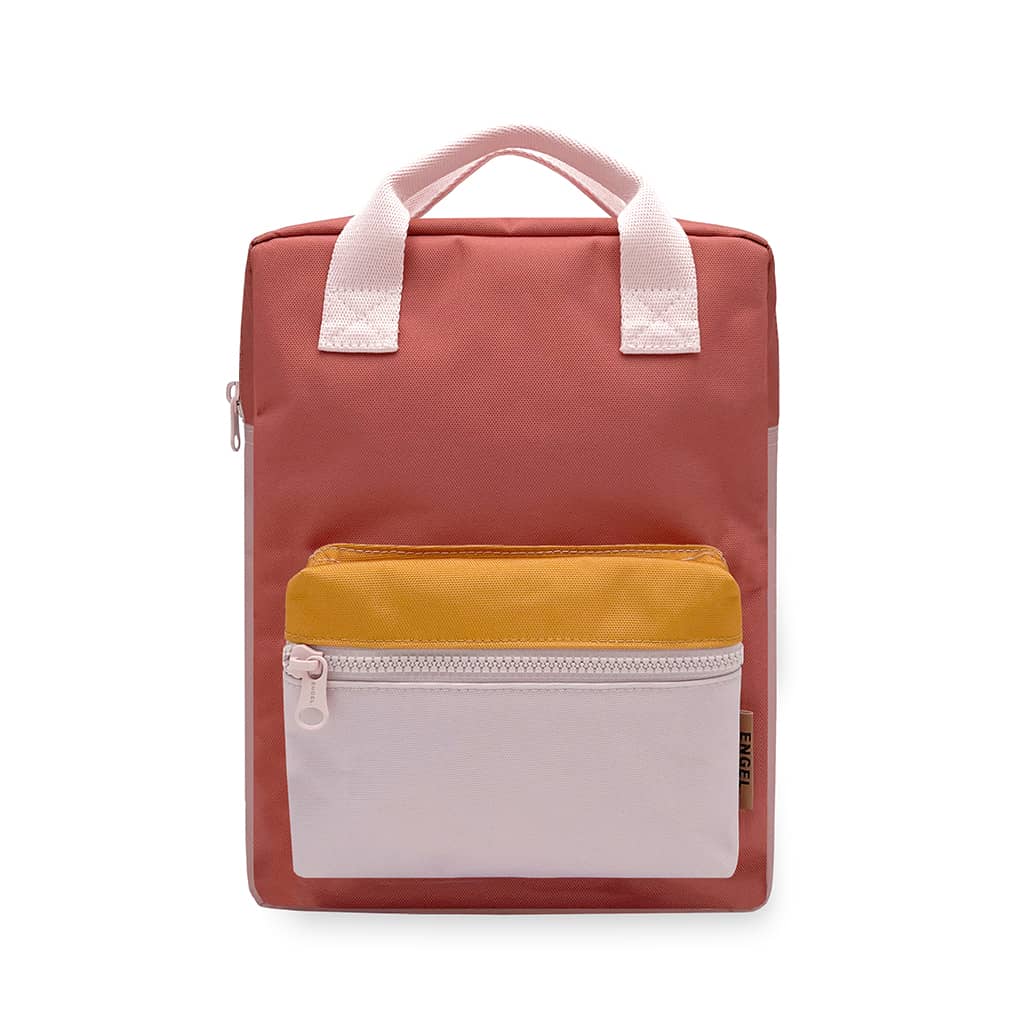 Op naam te personaliseren vintage pink Kinder rugzak van het merk Engel. geborduurd op maat te Antwerpen