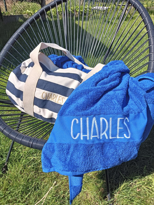 Strandlaken 150 cm x 100 cm - Geborduurd