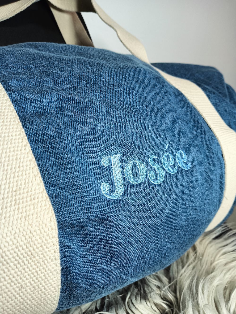 Luiertas of jeans logeerzak stijlvol geborduurd met naam