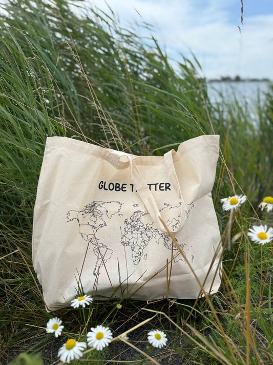 XL totebag bedrukt met een wereldkaart om bestemmingen in te kleuren