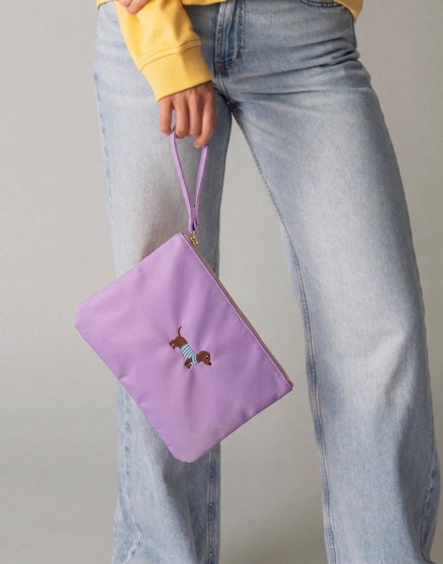 Colorblocking toilettas met geborduurde teckel