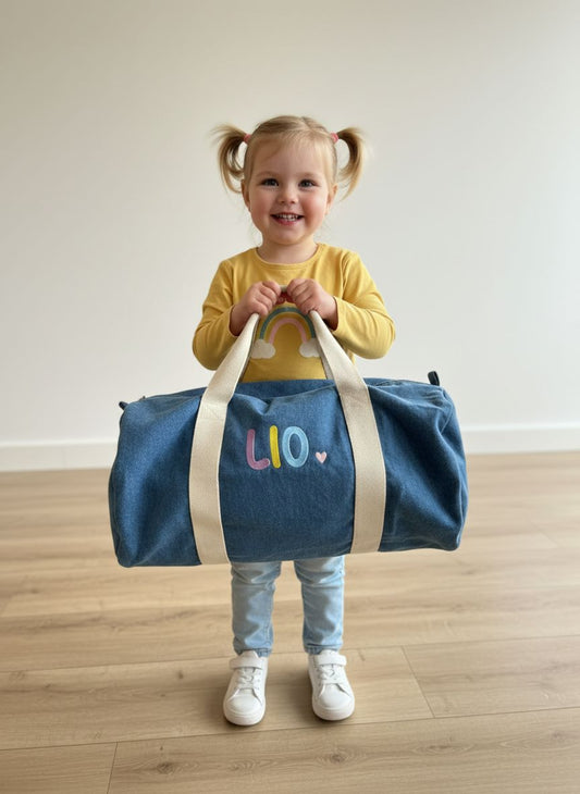 Gepersonaliseerde luiertas in jeans met speelse naam en hartje