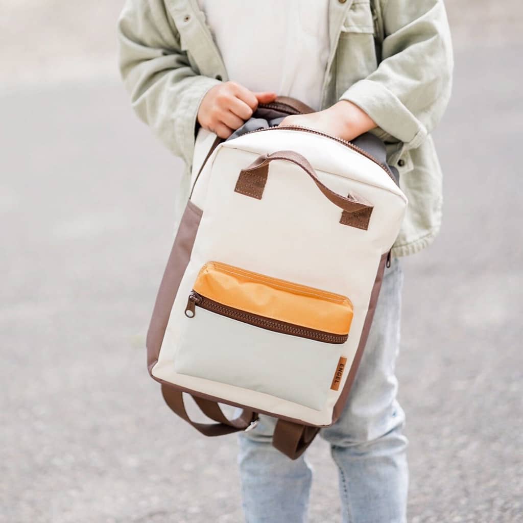Op naam te personaliseren pastel munt Kinder rugzak van het merk Engel. geborduurd op maat te Antwerpen