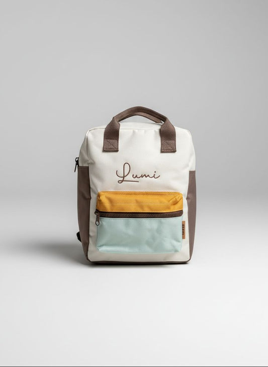 Gepersonaliseerde kinder rugzak met geborduurde naam van het merk Engel