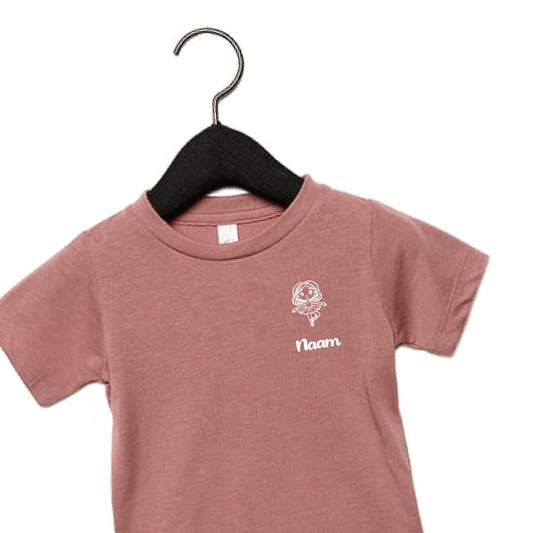Zacht t-shirtje kind bedrukt met tekening van sport en naam