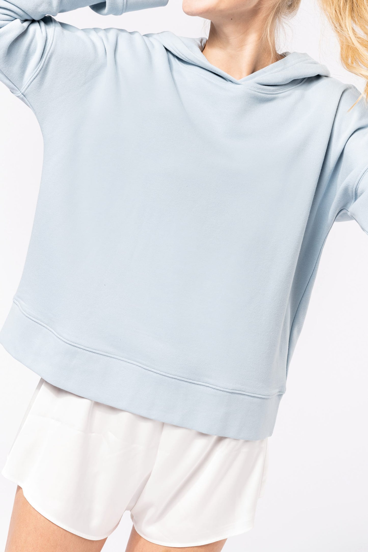 Pastel blauwe hoodie van kariban te borduren met naam tekst of logo te Antwerpen 