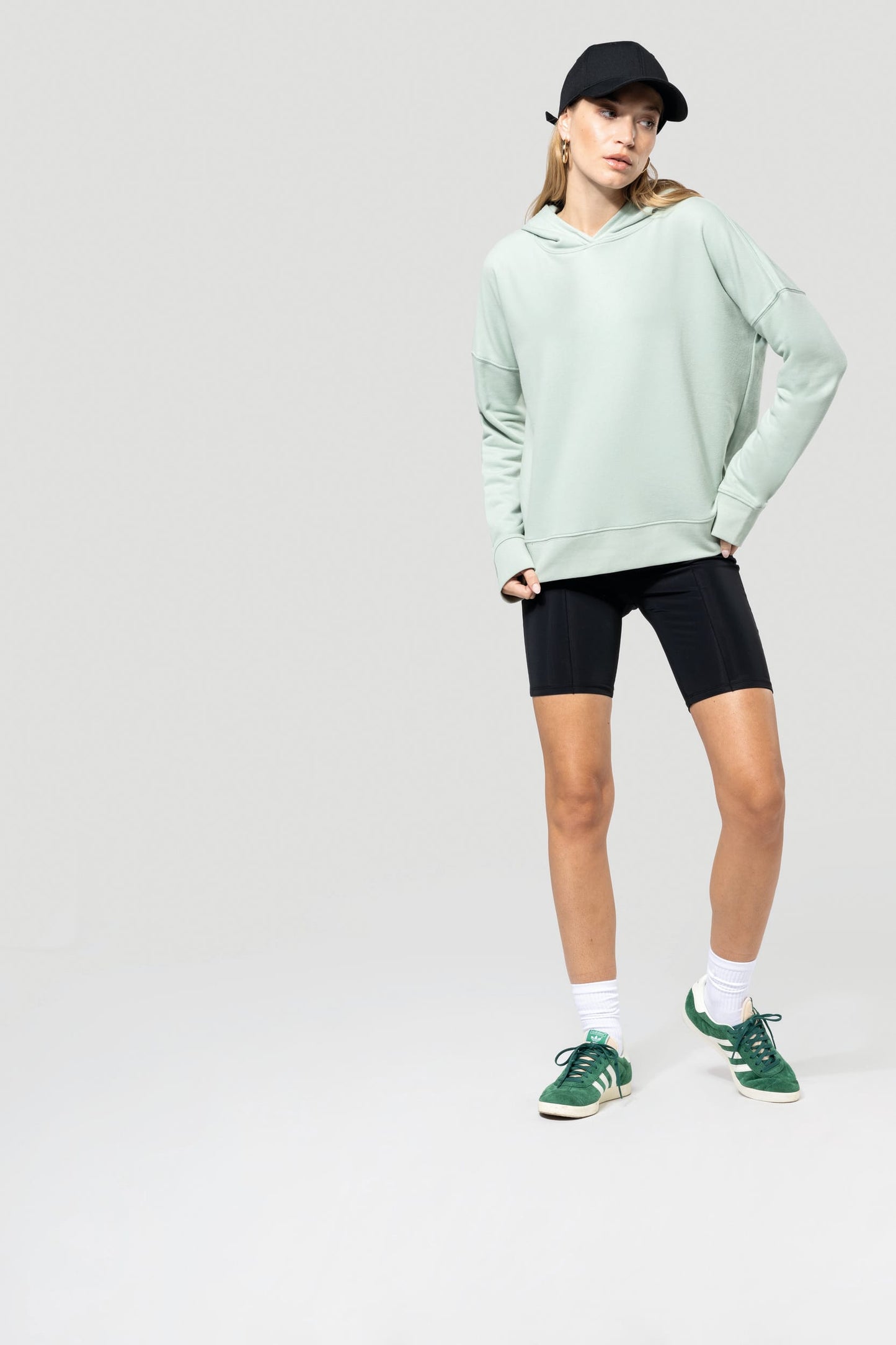 Gepersonaliseerde vrouwen hoodie van kariban te borduren met naam tekst of logo te Antwerpen 