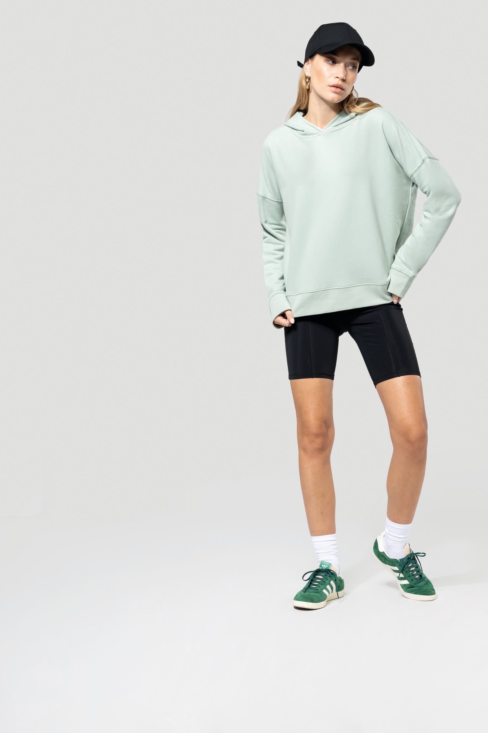 Gepersonaliseerde vrouwen hoodie van kariban te borduren met naam tekst of logo te Antwerpen 