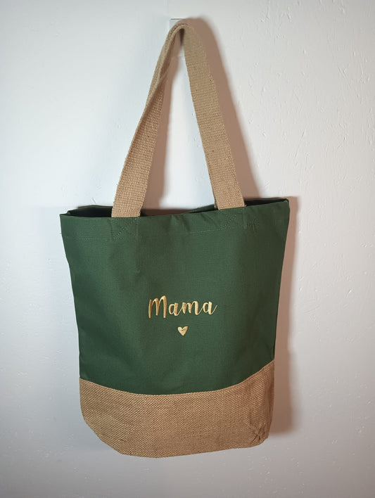 Gepersonaliseerde totebag van kimood met jute afwerking geborduurd met tekst mama en hartje te antwerpen