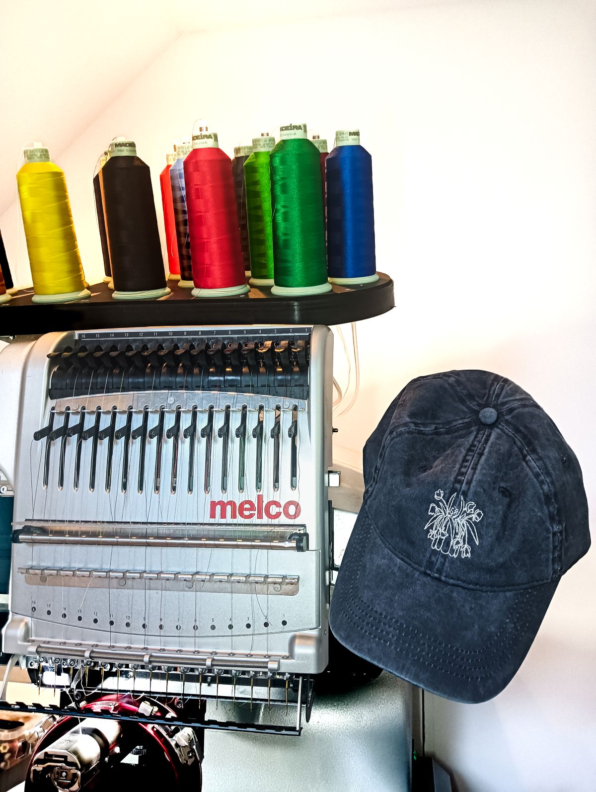 Gepersonaliseerde pet met geborduurd logo