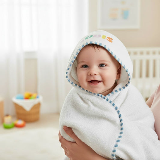 Baby geschenk gepersonaliseerde badcape op naam