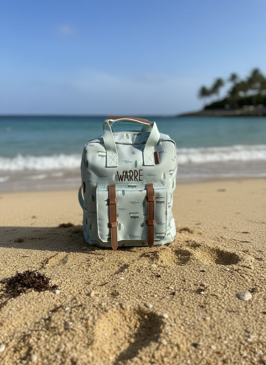 Geborduurd kinder rugzakje van Fresk met surf print en naam