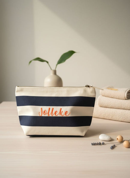 Stijlvolle toilettas met geborduurde tekst of naam en strepen motief