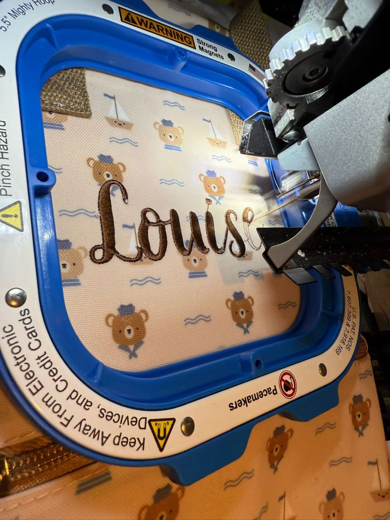 Professioneel geborduurde Tutete kinder rugzak met vrolijke beertjes print en naam