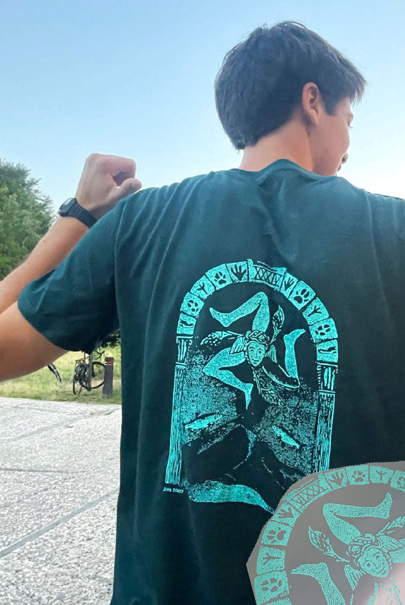 T-shirt bedrukt met zeefdruk transfer logo